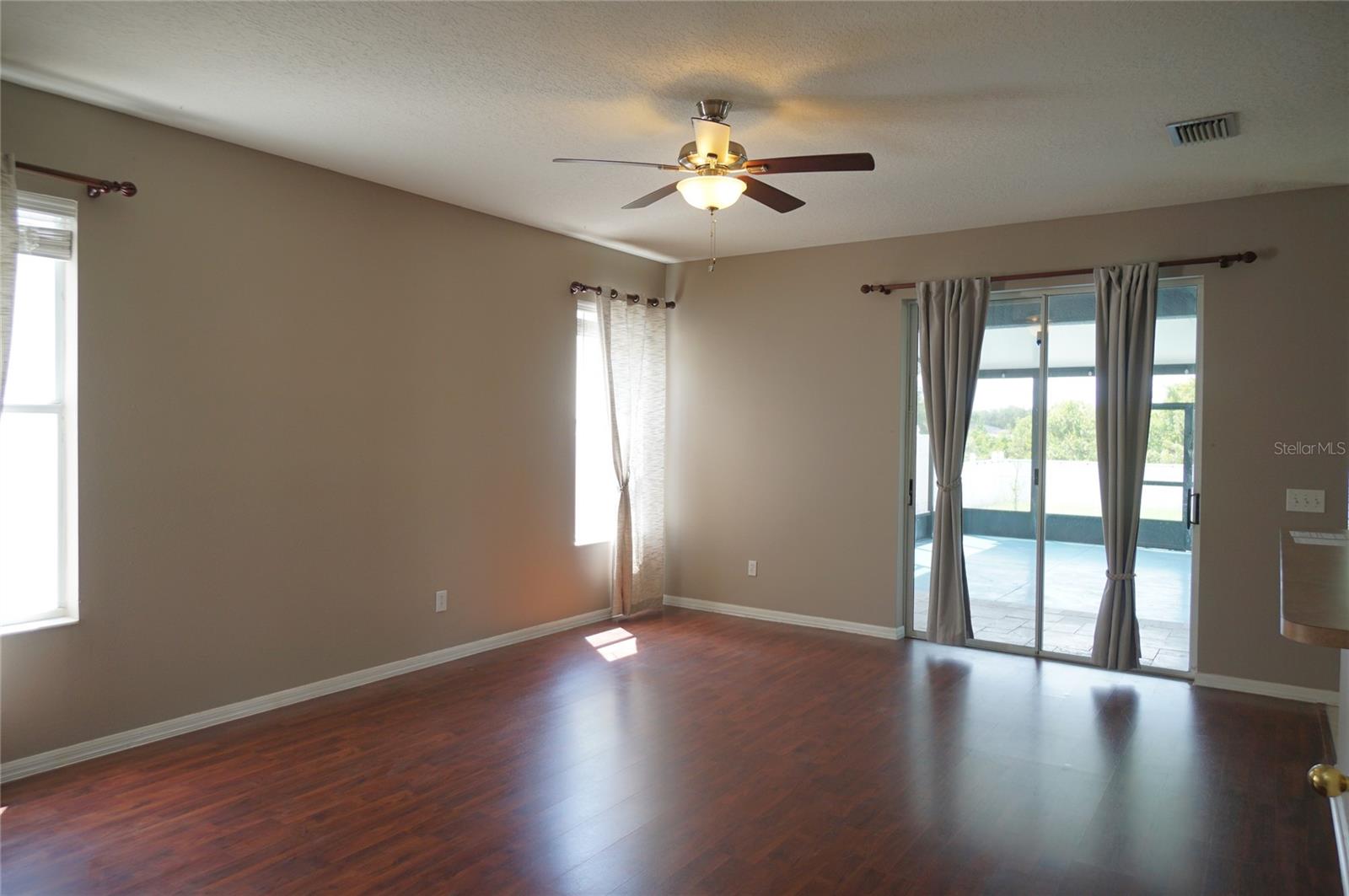 8718 SANDY PLAINS DR — photo 22