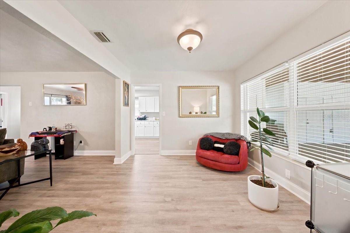 3002 W MARLIN AVE — photo 35