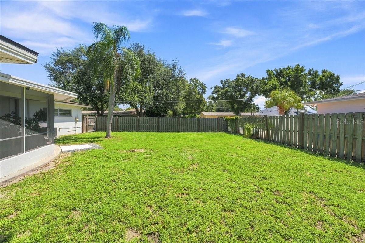 3002 W MARLIN AVE — photo 27