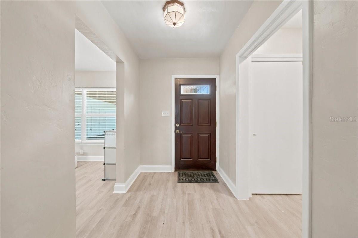 3002 W MARLIN AVE — photo 37