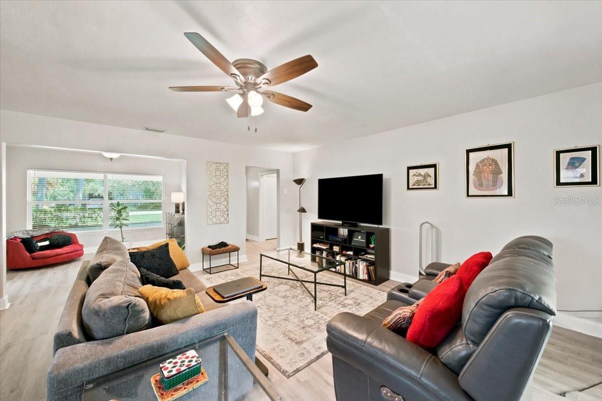 3002 W MARLIN AVE — photo 30