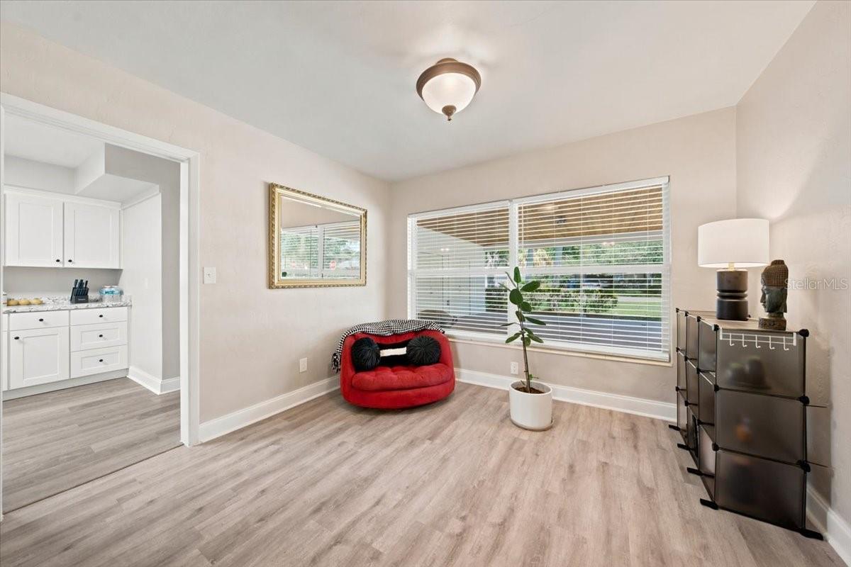 3002 W MARLIN AVE — photo 33
