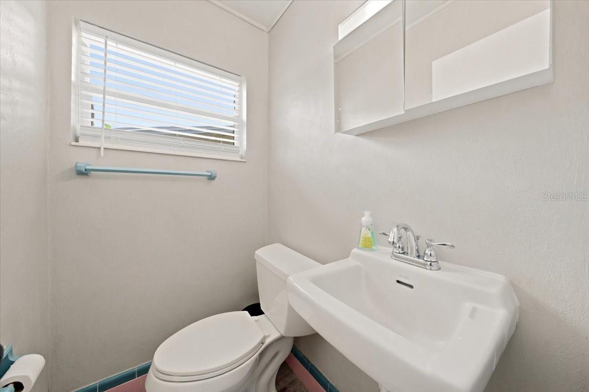 3002 W MARLIN AVE — photo 39