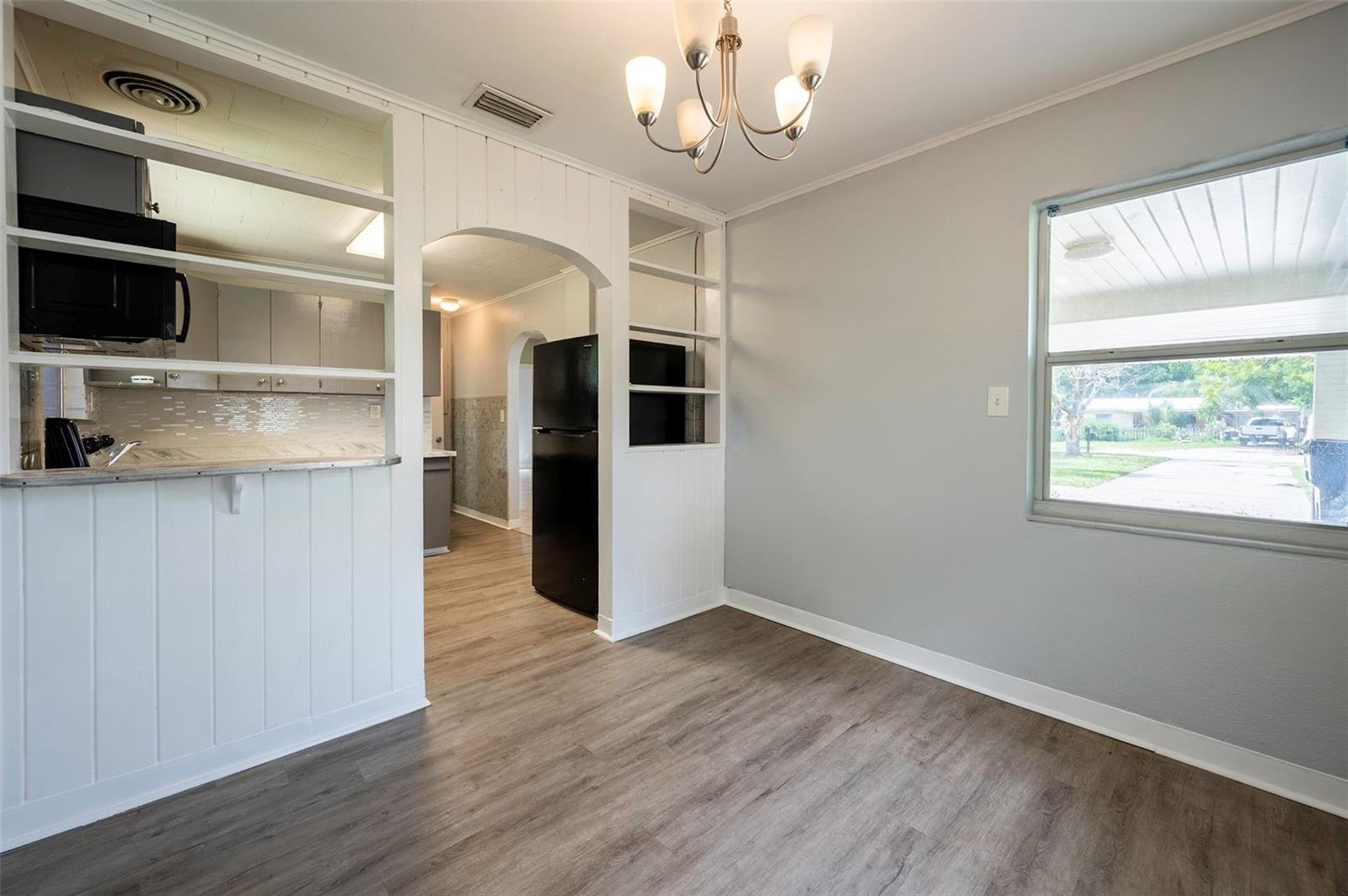 5136 STUDIO DR — photo 12