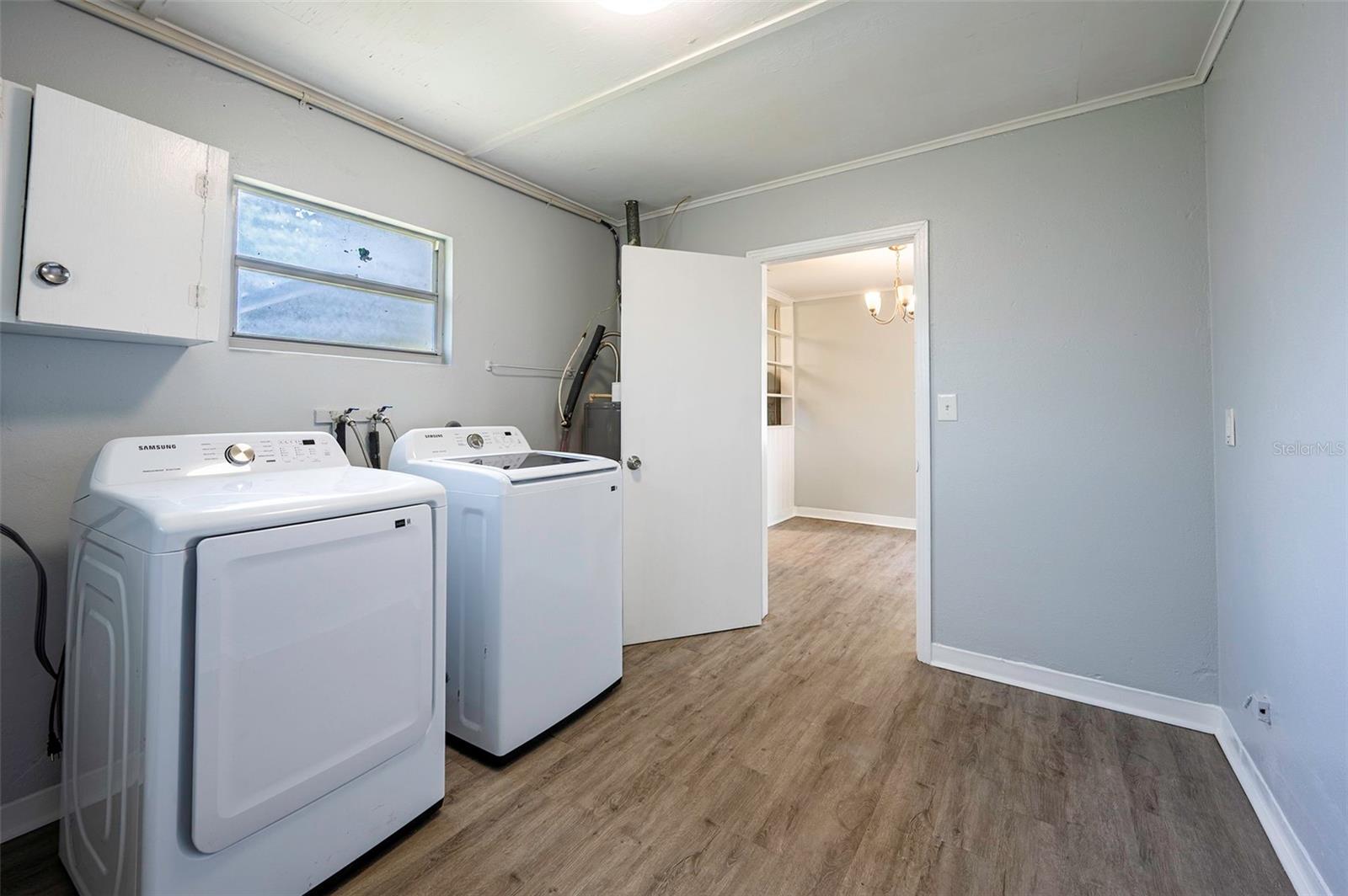 5136 STUDIO DR — photo 35