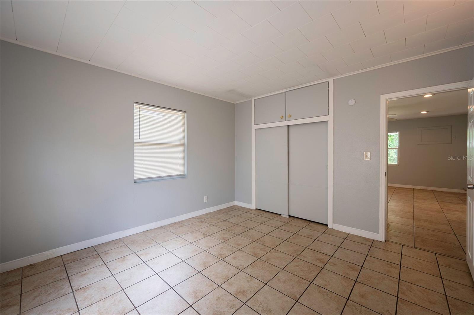 5136 STUDIO DR — photo 16