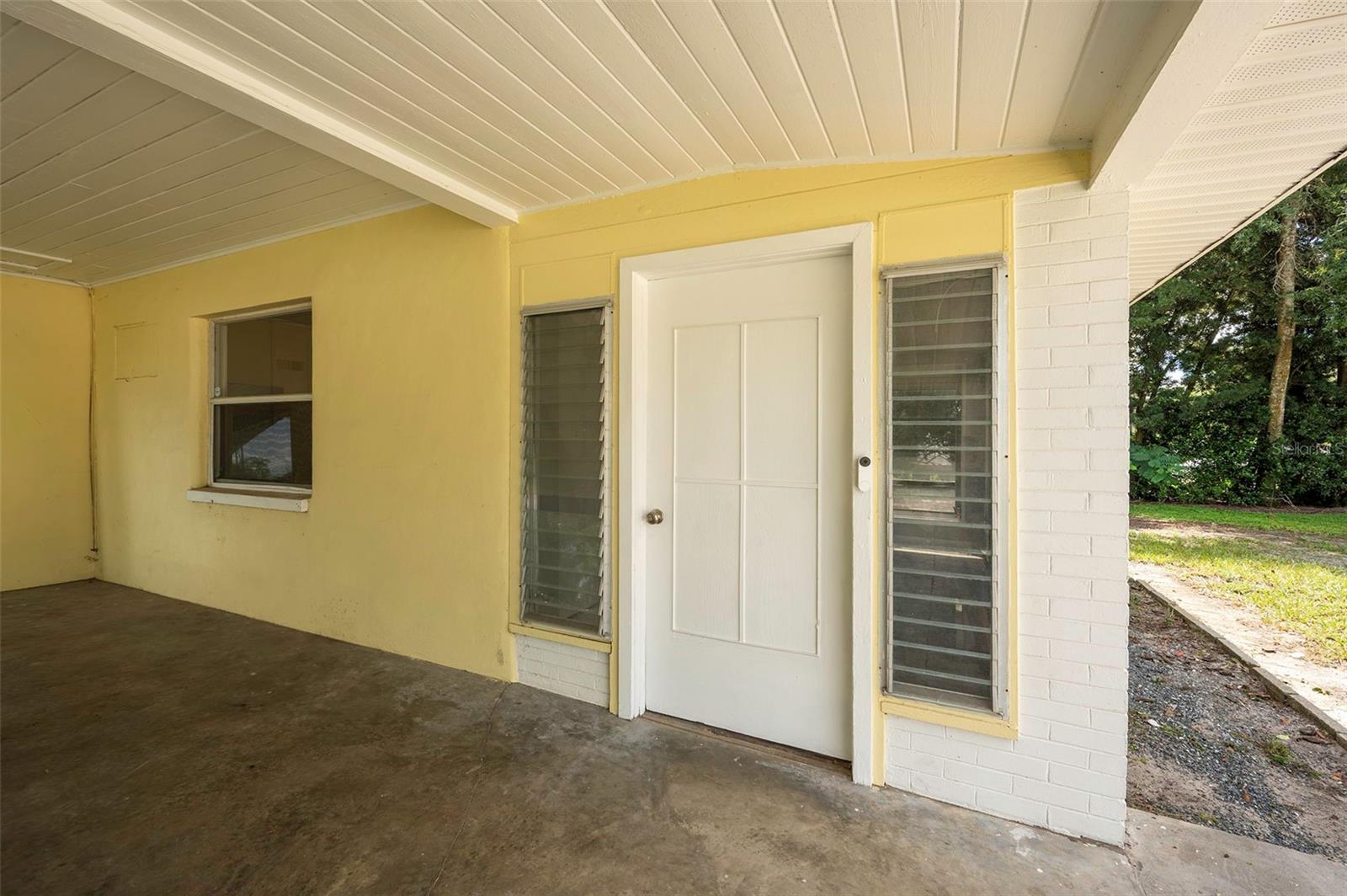 5136 STUDIO DR — photo 5