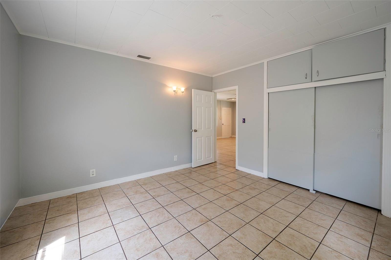 5136 STUDIO DR — photo 14