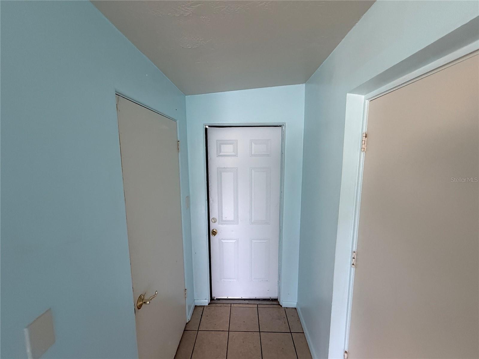 5227 TANGERINE DR — photo 9