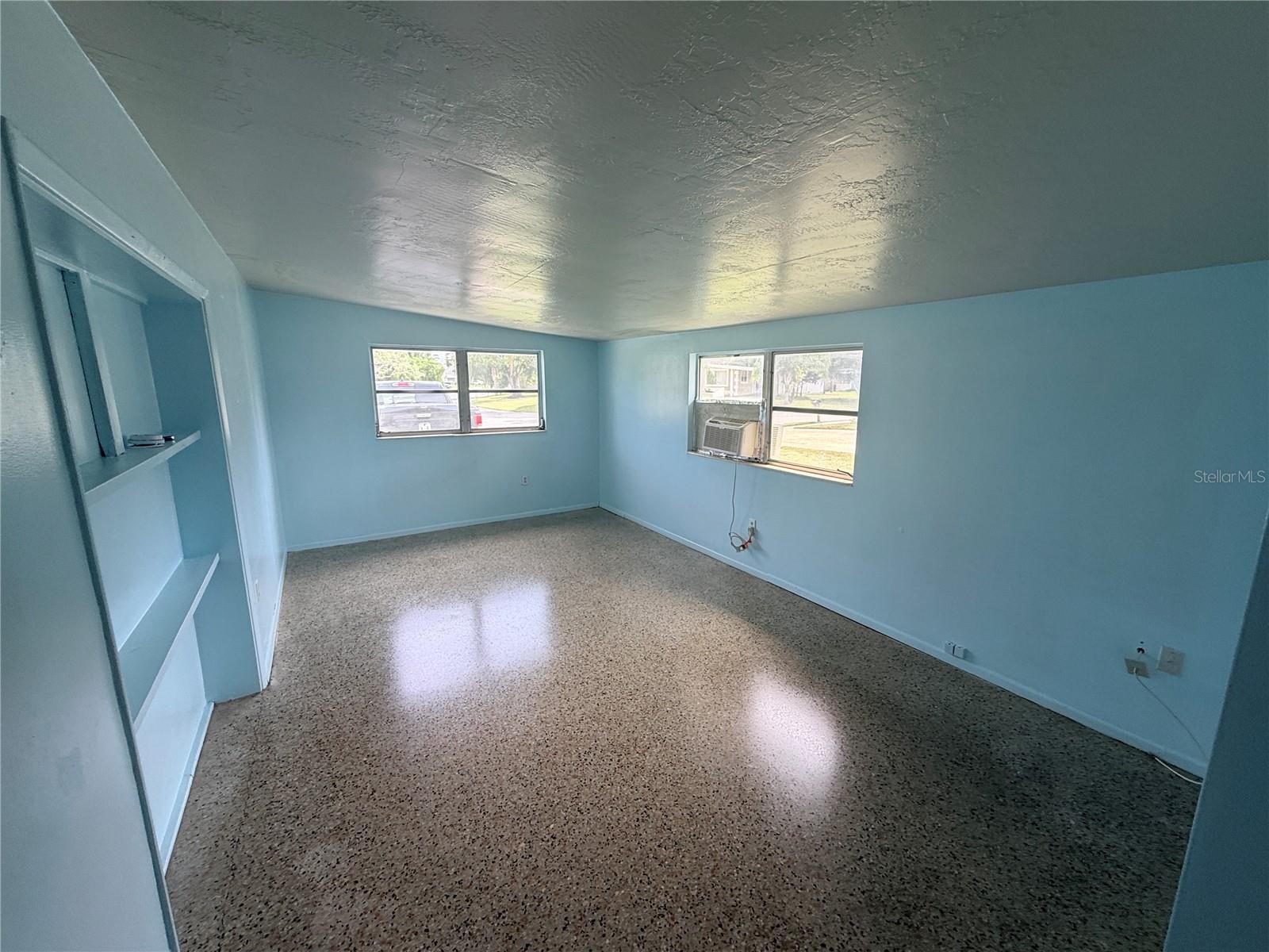 5227 TANGERINE DR — photo 8