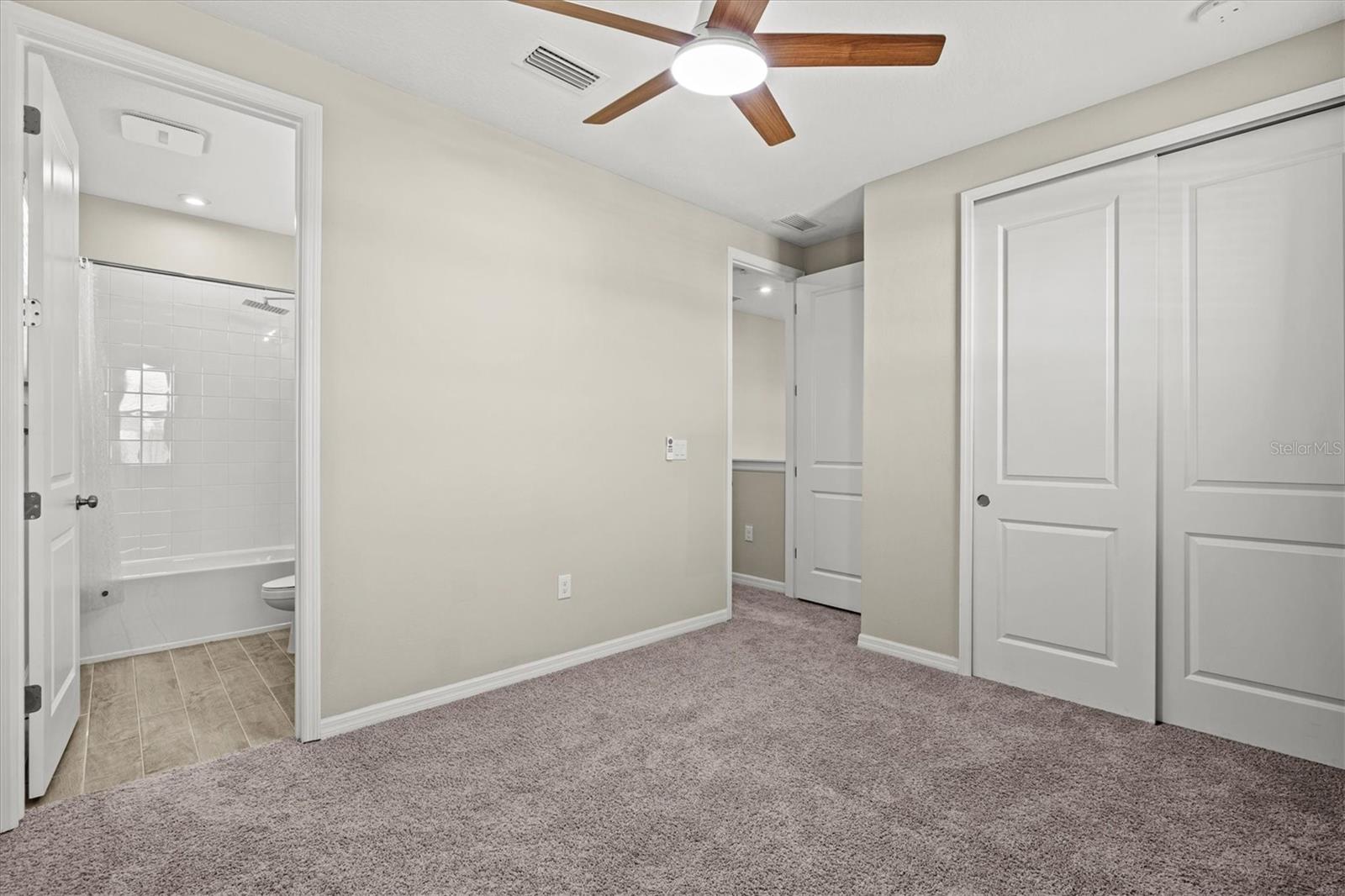15233 SHADY PALMS LN — photo 36