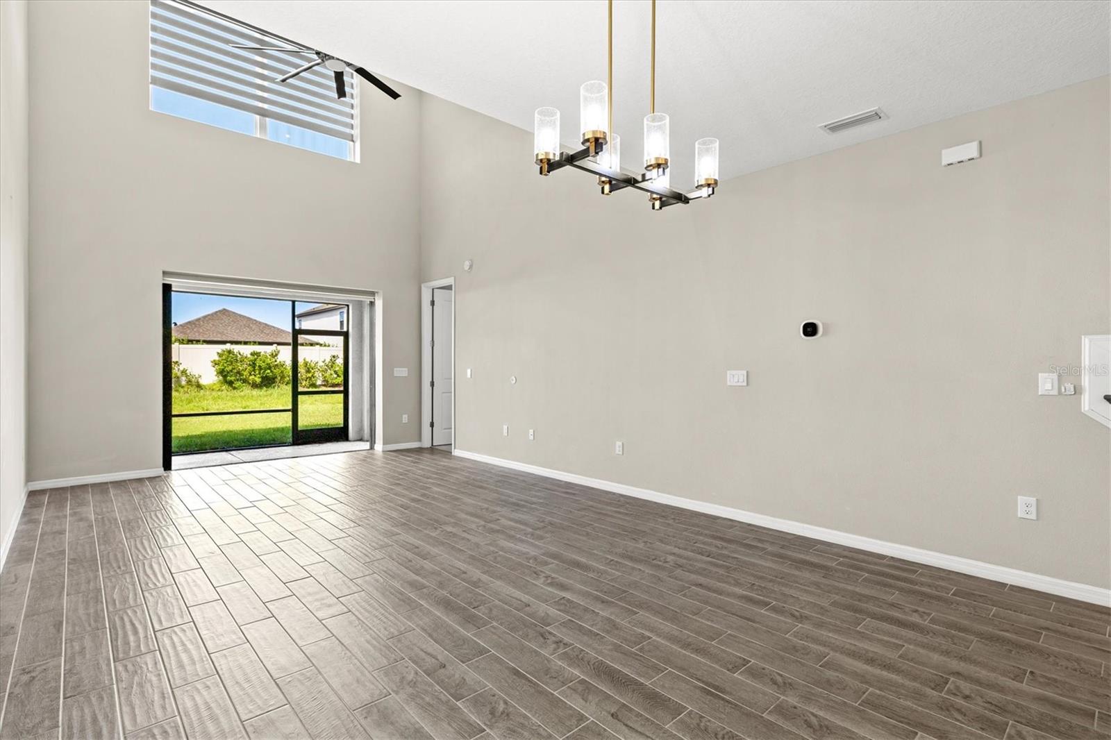 15233 SHADY PALMS LN — photo 20