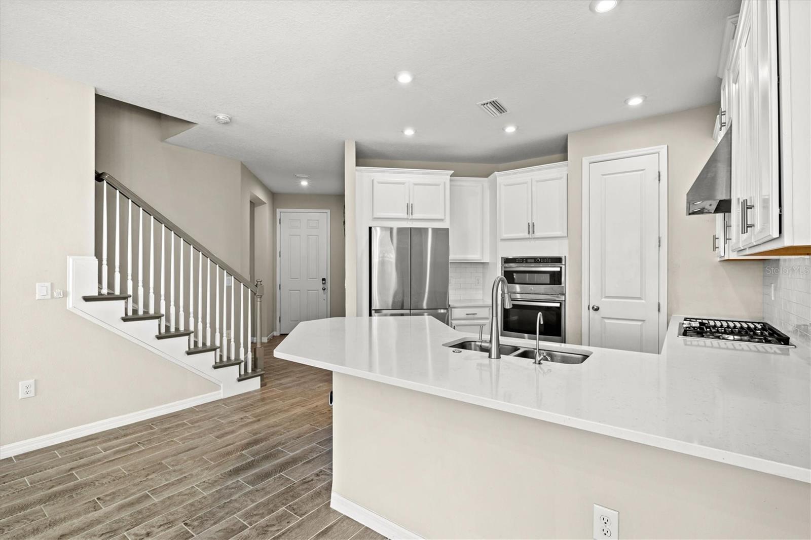 15233 SHADY PALMS LN — photo 14