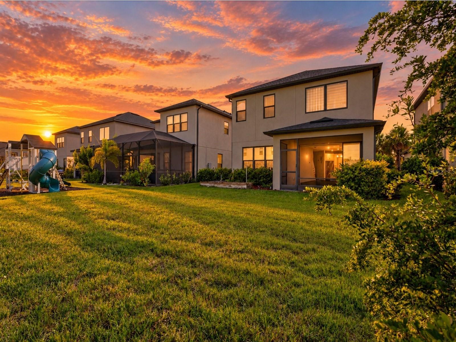 15233 SHADY PALMS LN — photo 2