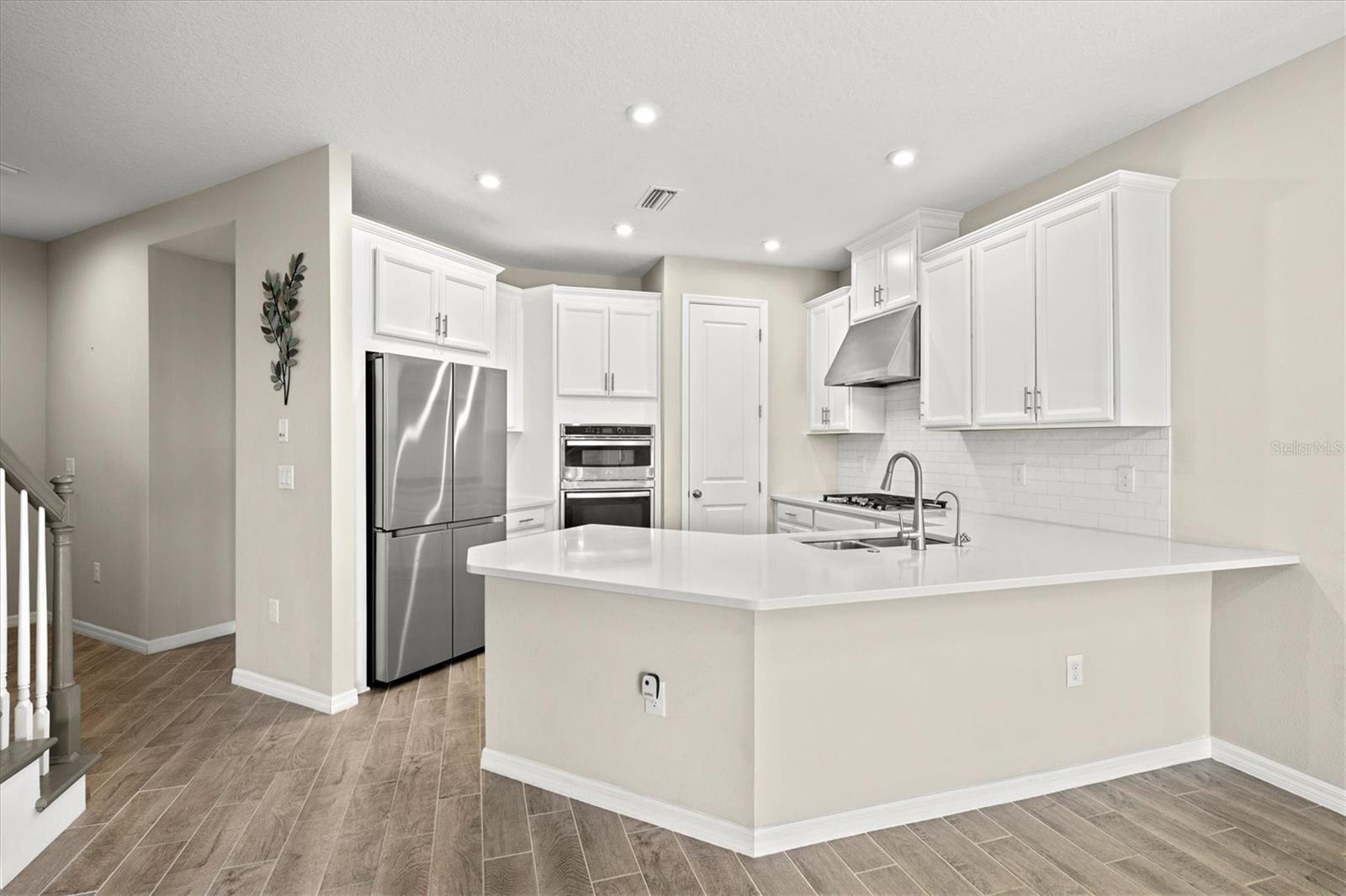 15233 SHADY PALMS LN — photo 12