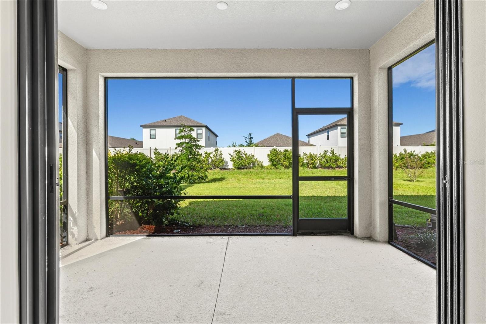 15233 SHADY PALMS LN — photo 49