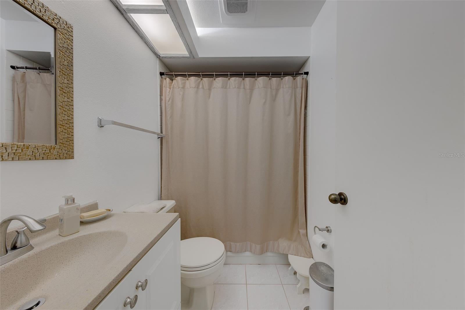 2460 NORTHSIDE DR #601 — photo 17