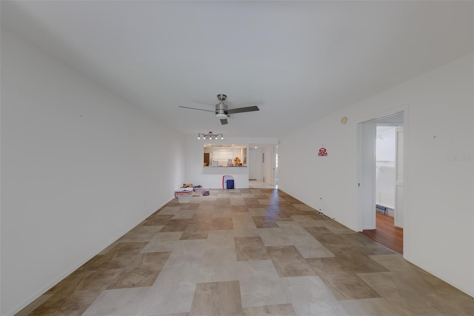 2460 NORTHSIDE DR #601 — photo 24