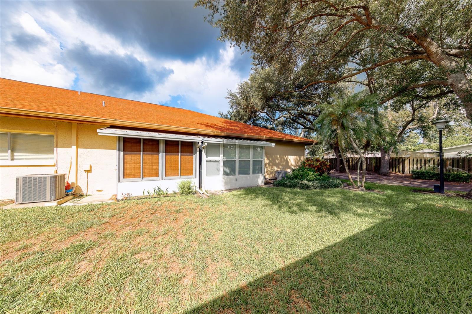 2460 NORTHSIDE DR #601 — photo 8