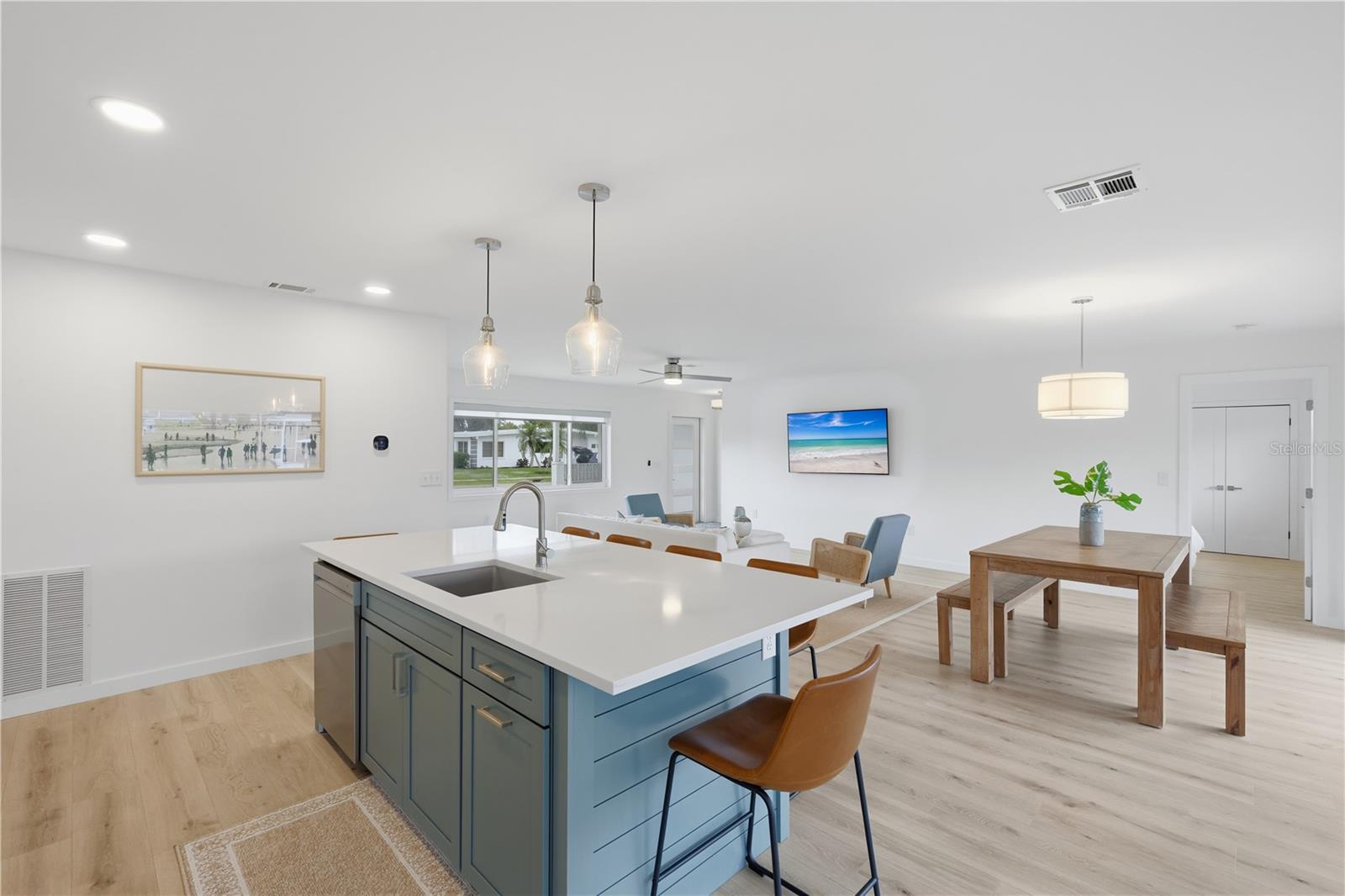 509 BUENA VISTA DR — photo 10