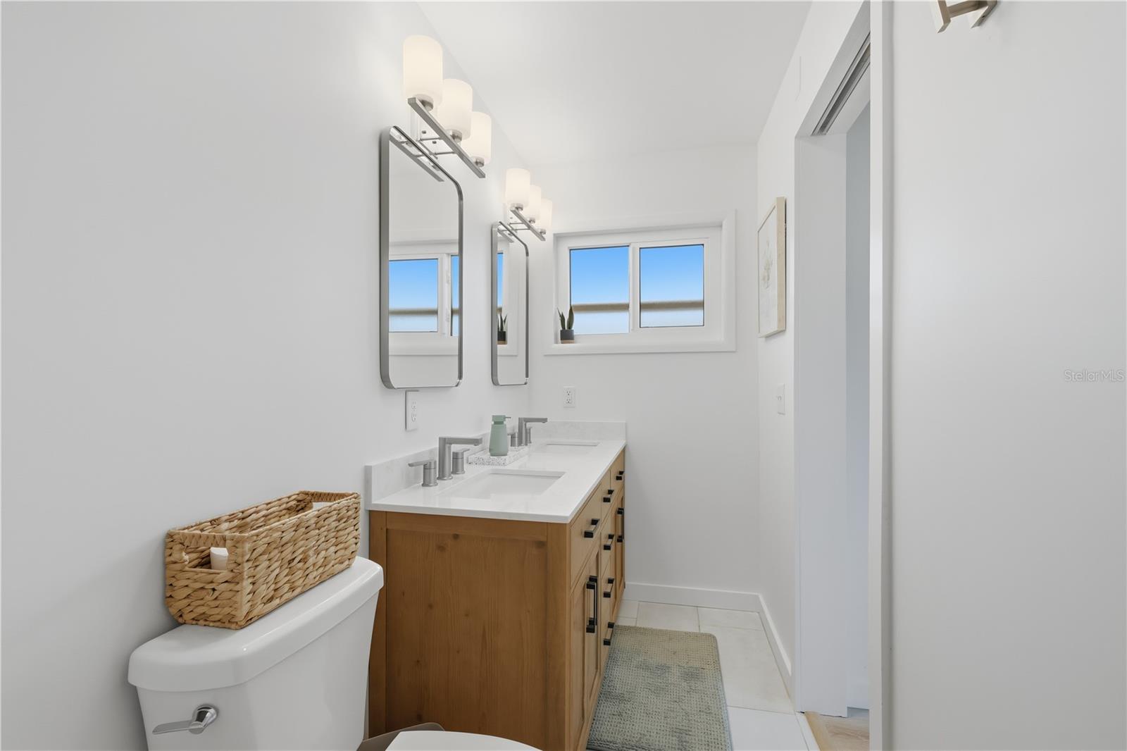 509 BUENA VISTA DR — photo 17