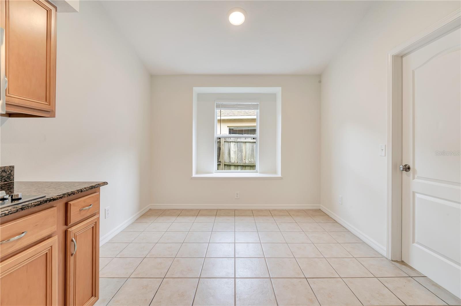 7752 BLUE SPRING DR — photo 8