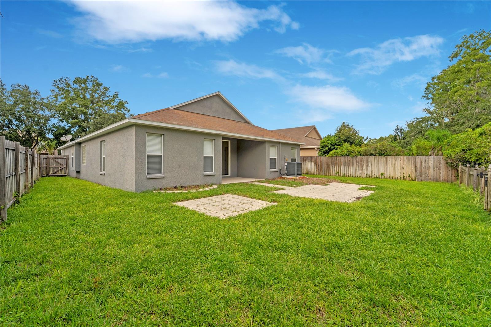 7752 BLUE SPRING DR — photo 27