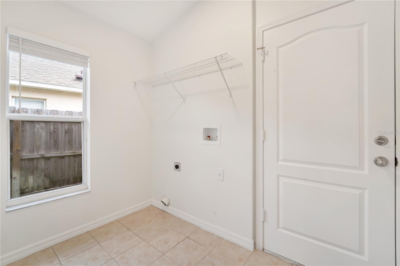 7752 BLUE SPRING DR — photo 22