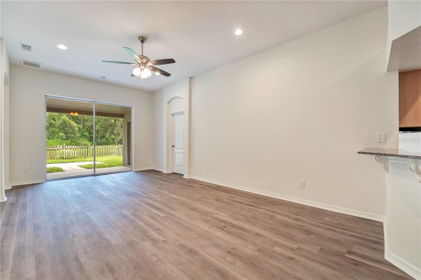 7752 BLUE SPRING DR — photo 6