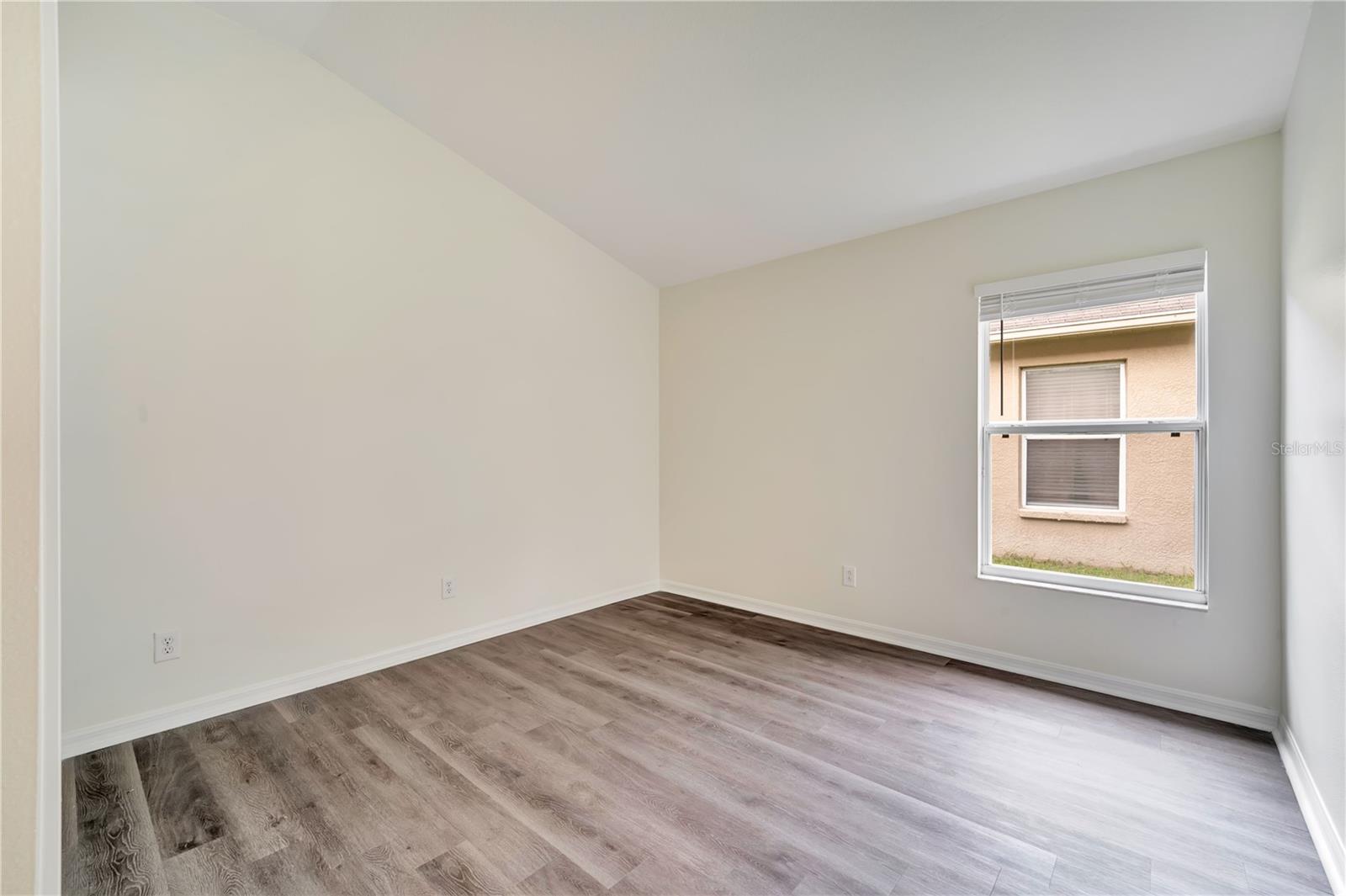 7752 BLUE SPRING DR — photo 14