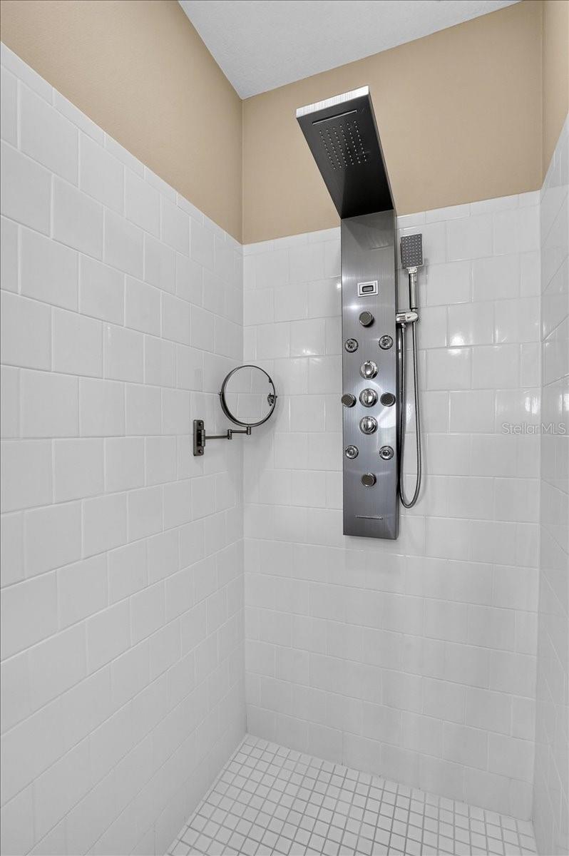 11241 MCDERMOTT CT — photo 41