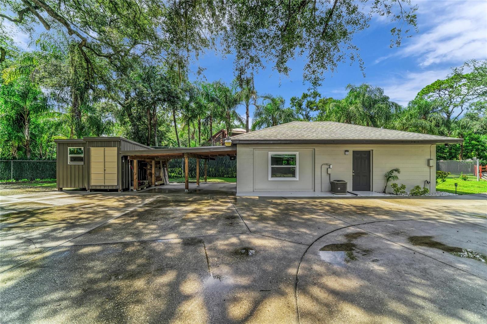 5005 10TH LN E — photo 78
