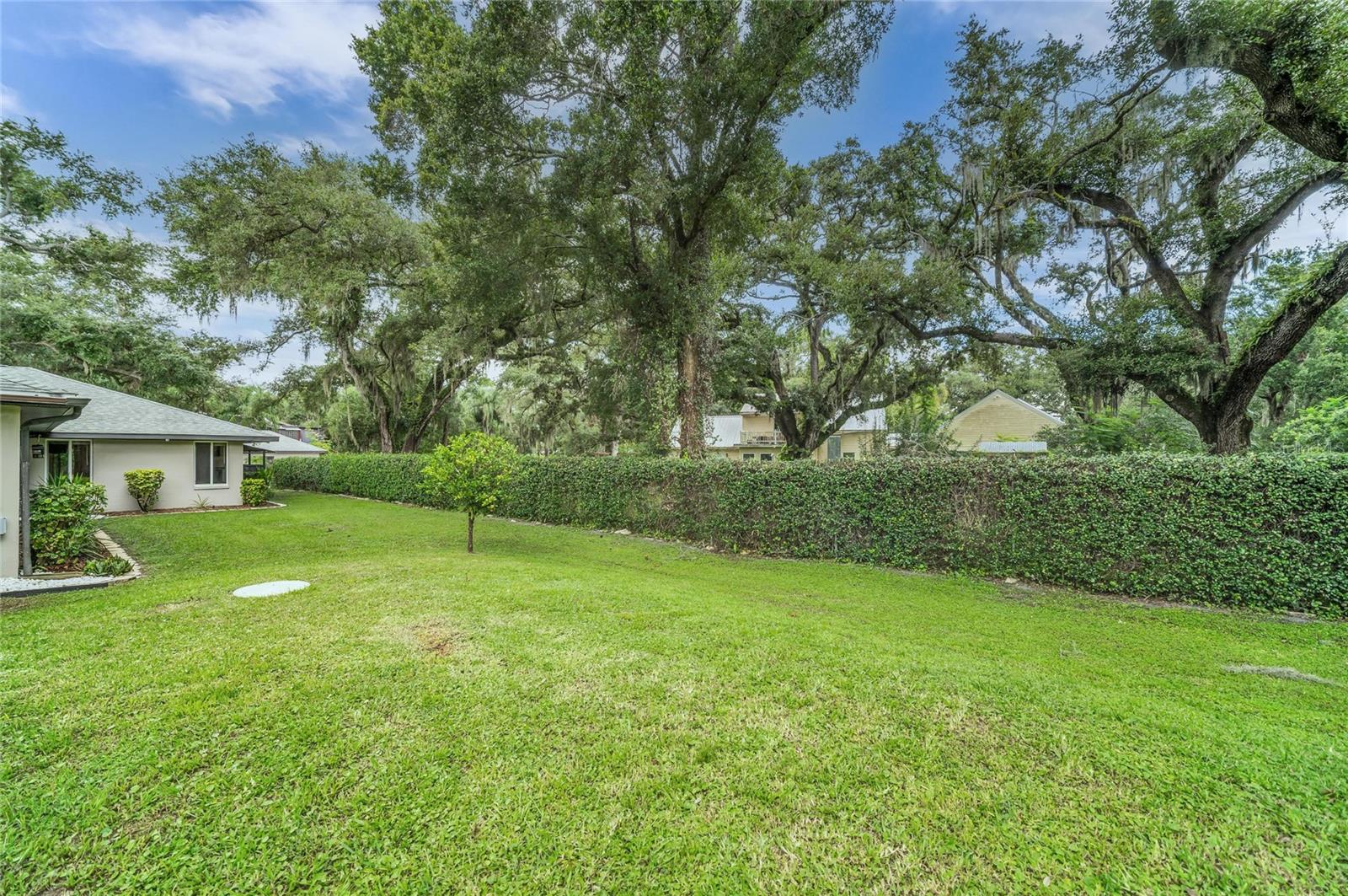 5005 10TH LN E — photo 72
