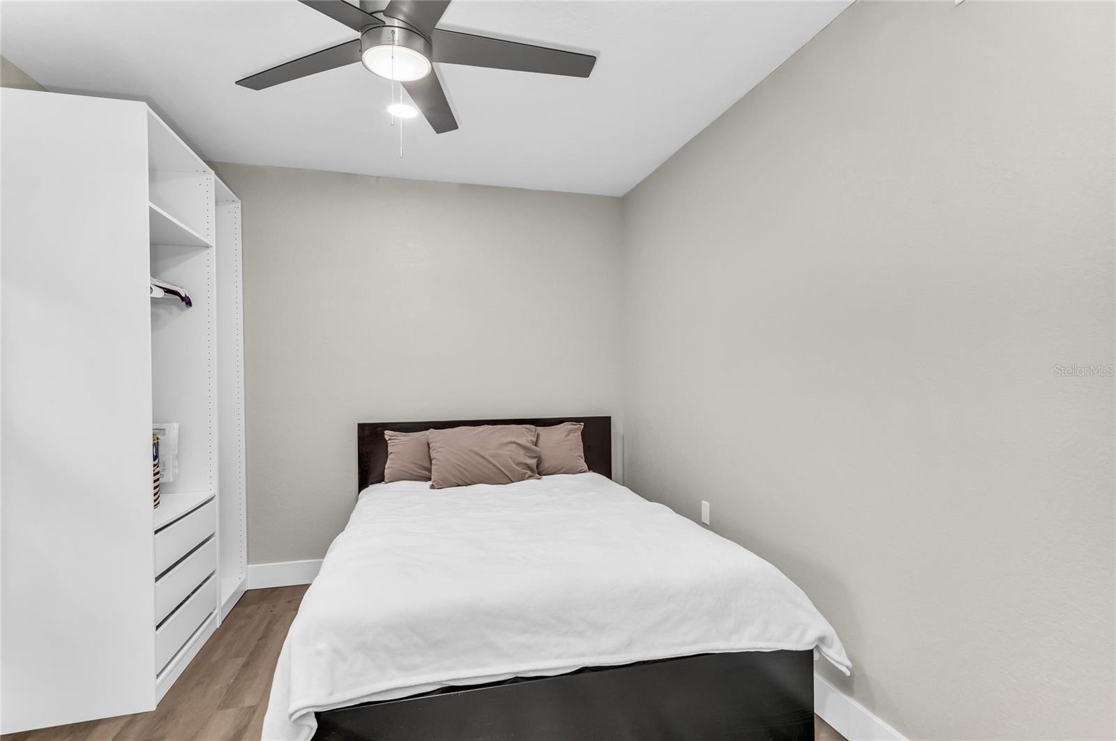 5005 10TH LN E — photo 84