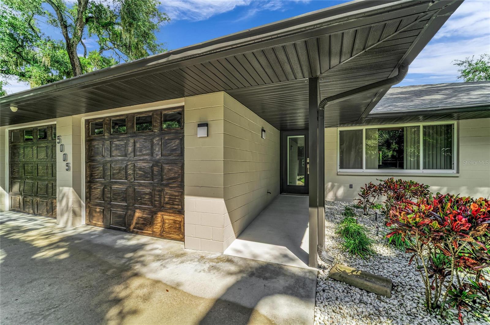 5005 10TH LN E — photo 13