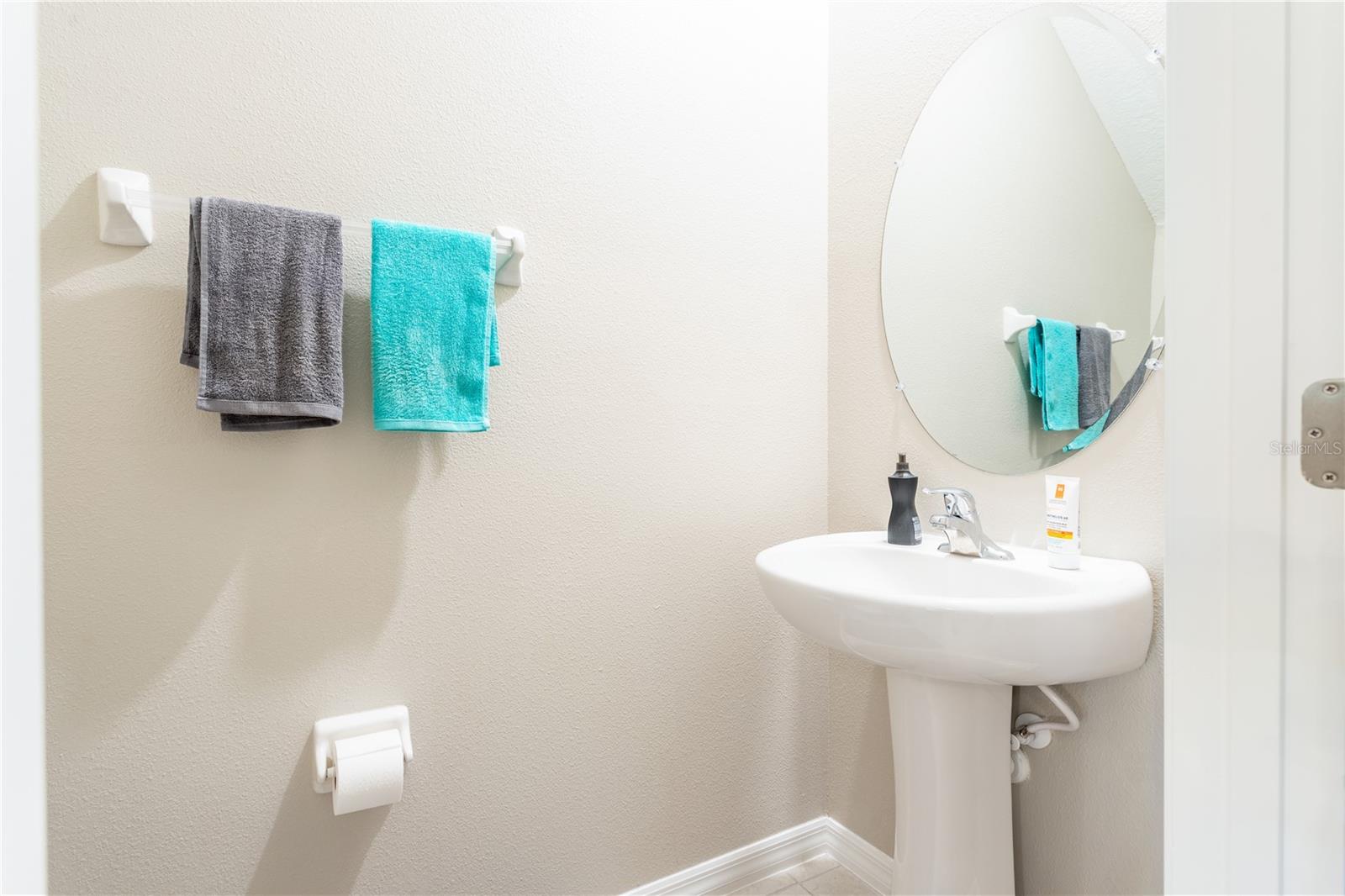 23265 WILLOW GLEN WAY — photo 35