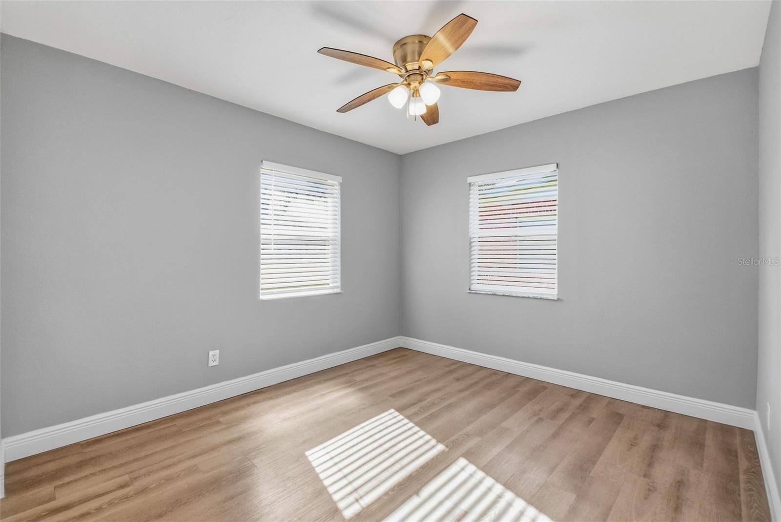 4359 NEPTUNE DR SE — photo 28
