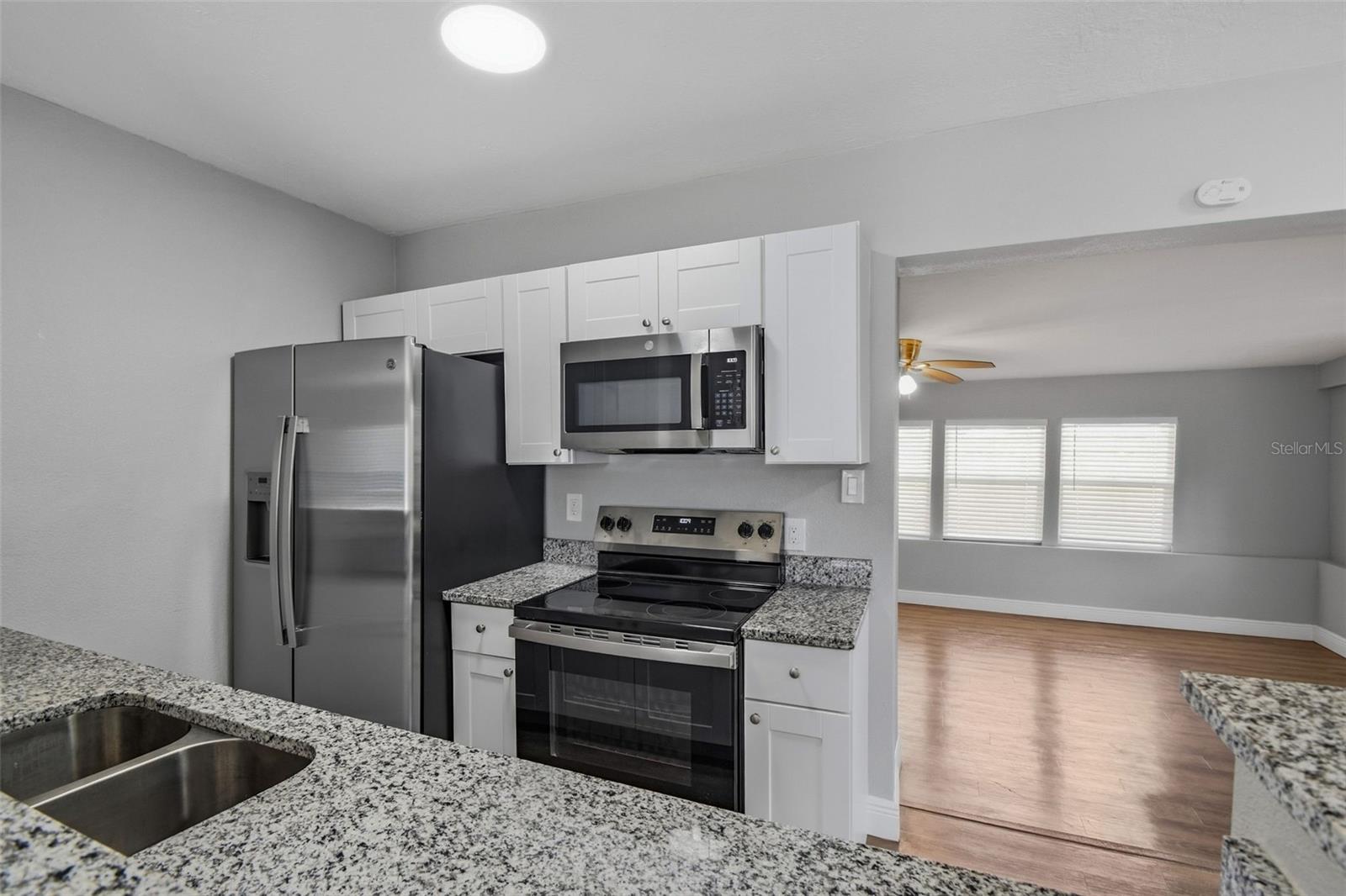 4359 NEPTUNE DR SE — photo 22