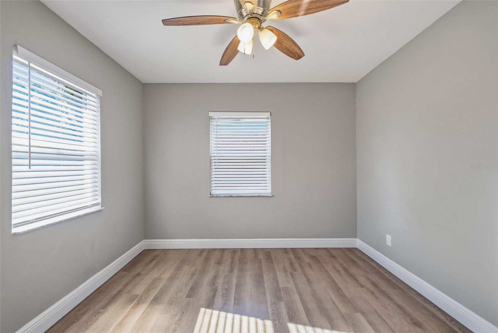 4359 NEPTUNE DR SE — photo 29