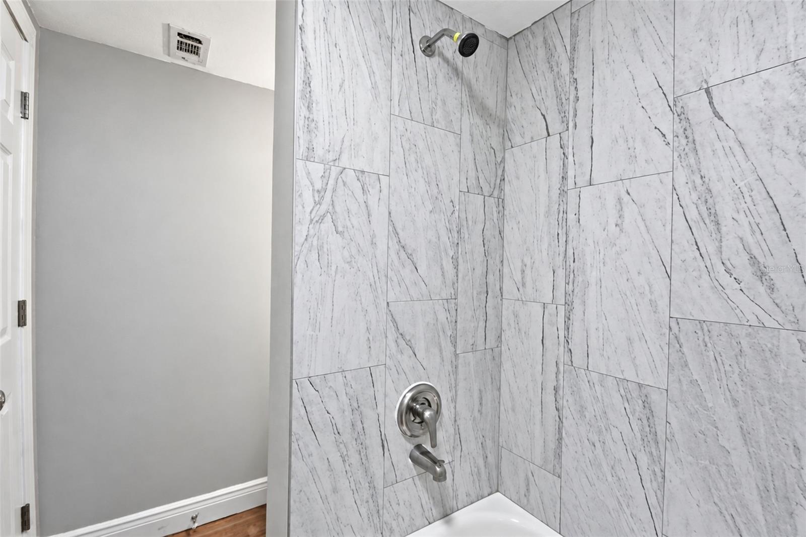 4359 NEPTUNE DR SE — photo 43
