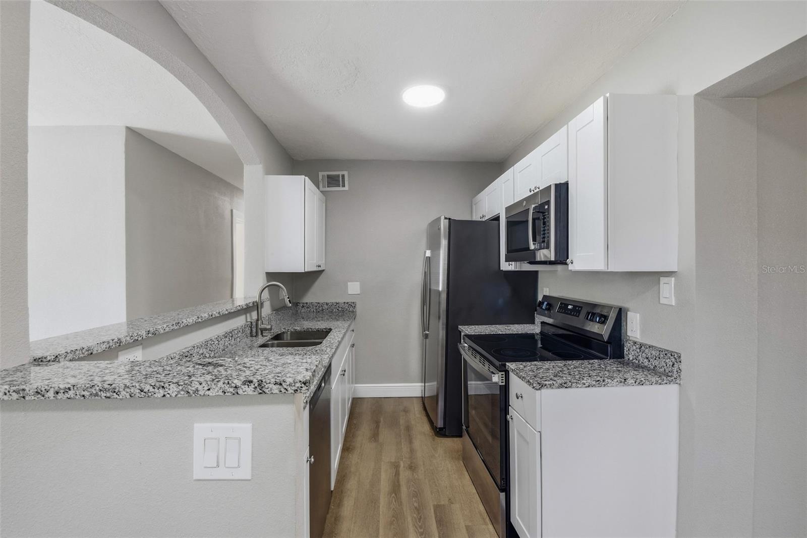 4359 NEPTUNE DR SE — photo 17