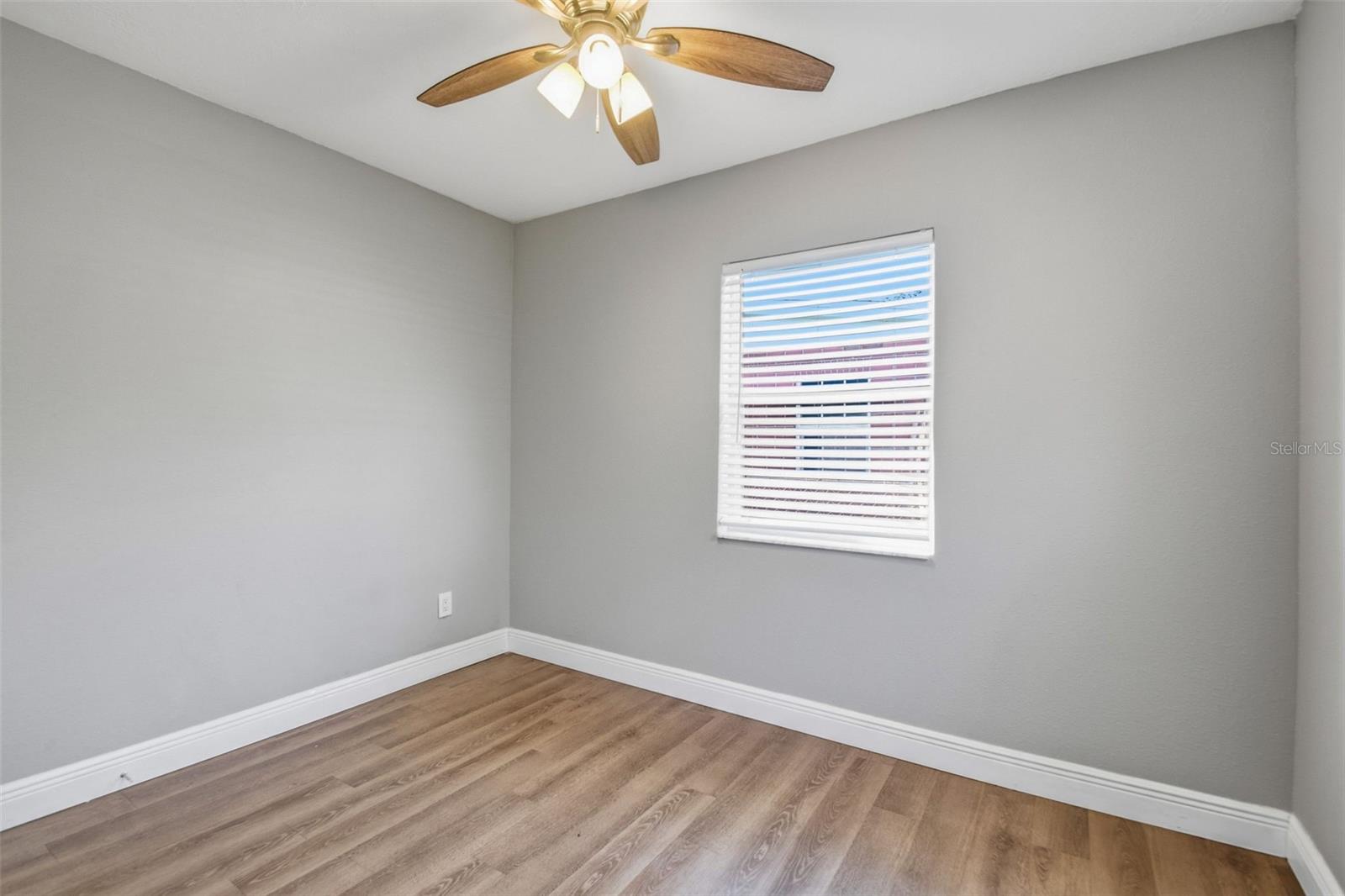 4359 NEPTUNE DR SE — photo 25
