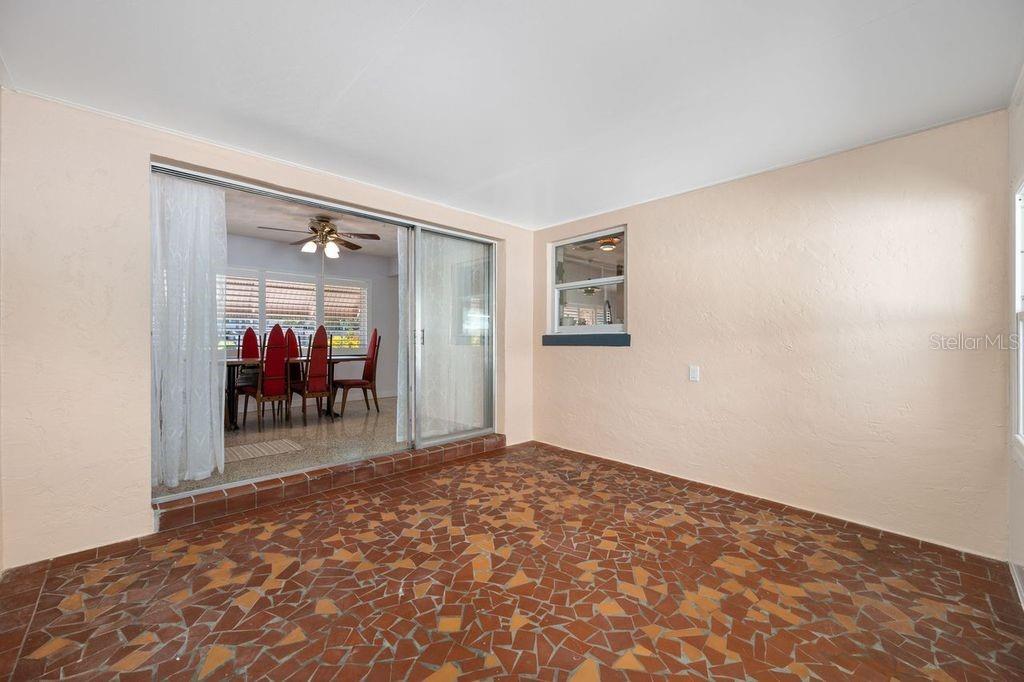 1472 DURLING DR S — photo 24