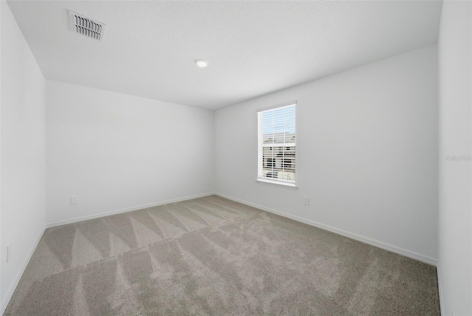 9820 FEASTER DR — photo 26