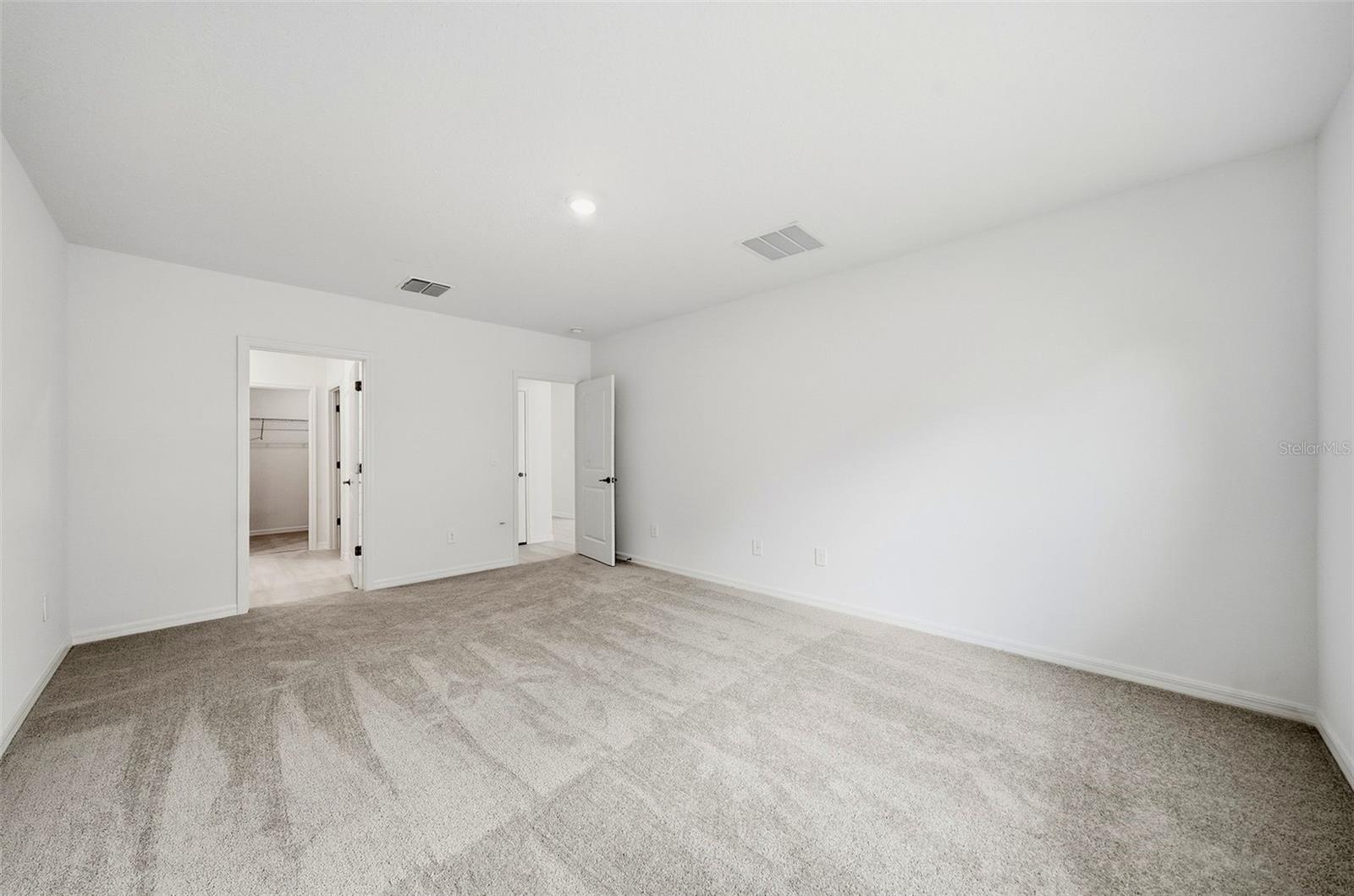 9820 FEASTER DR — photo 15