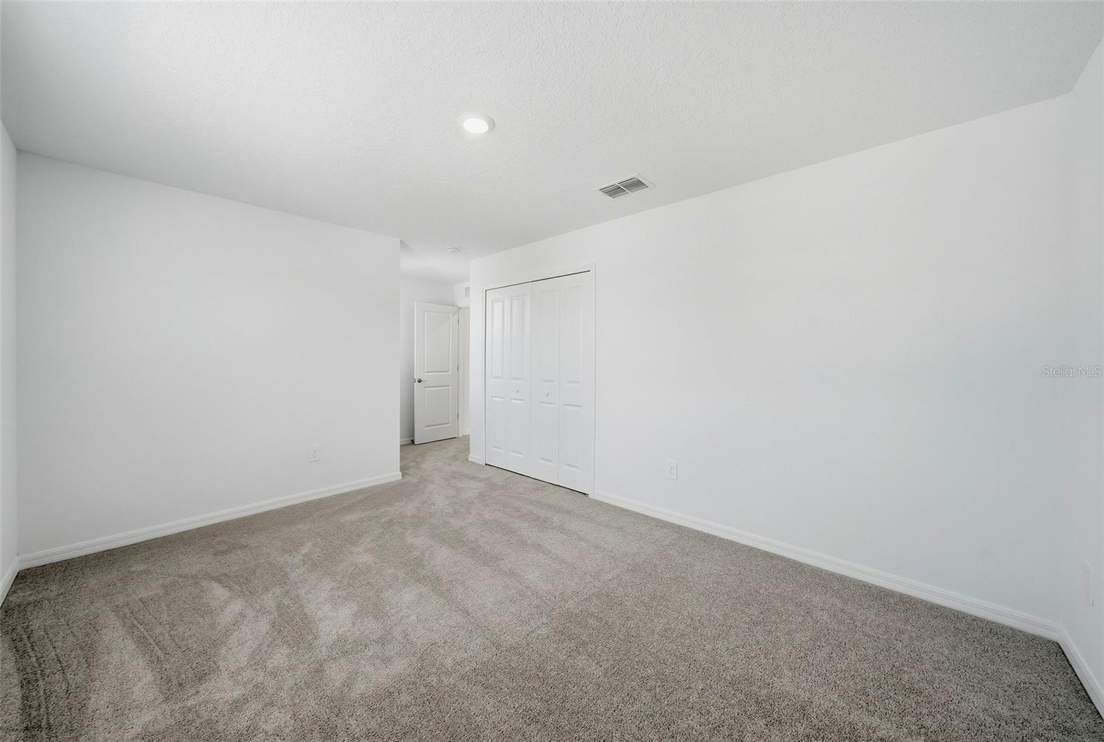 9820 FEASTER DR — photo 27