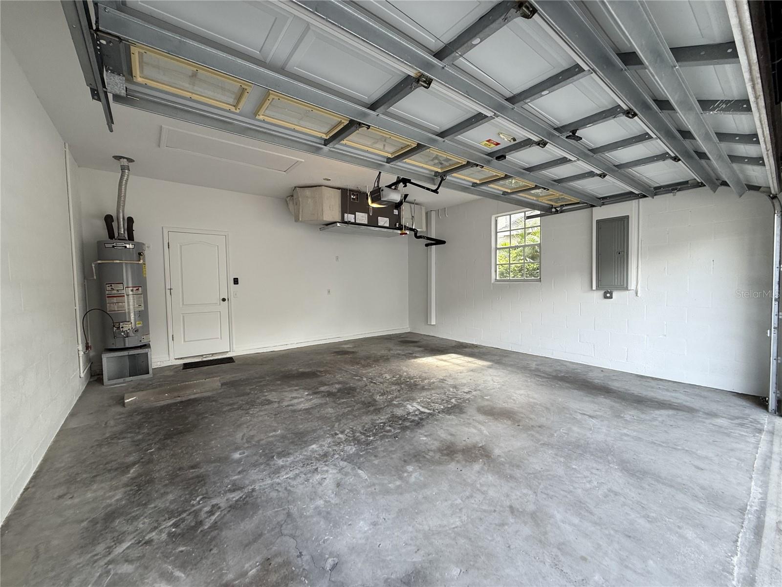 9003 SPRING GARDEN WAY — photo 35