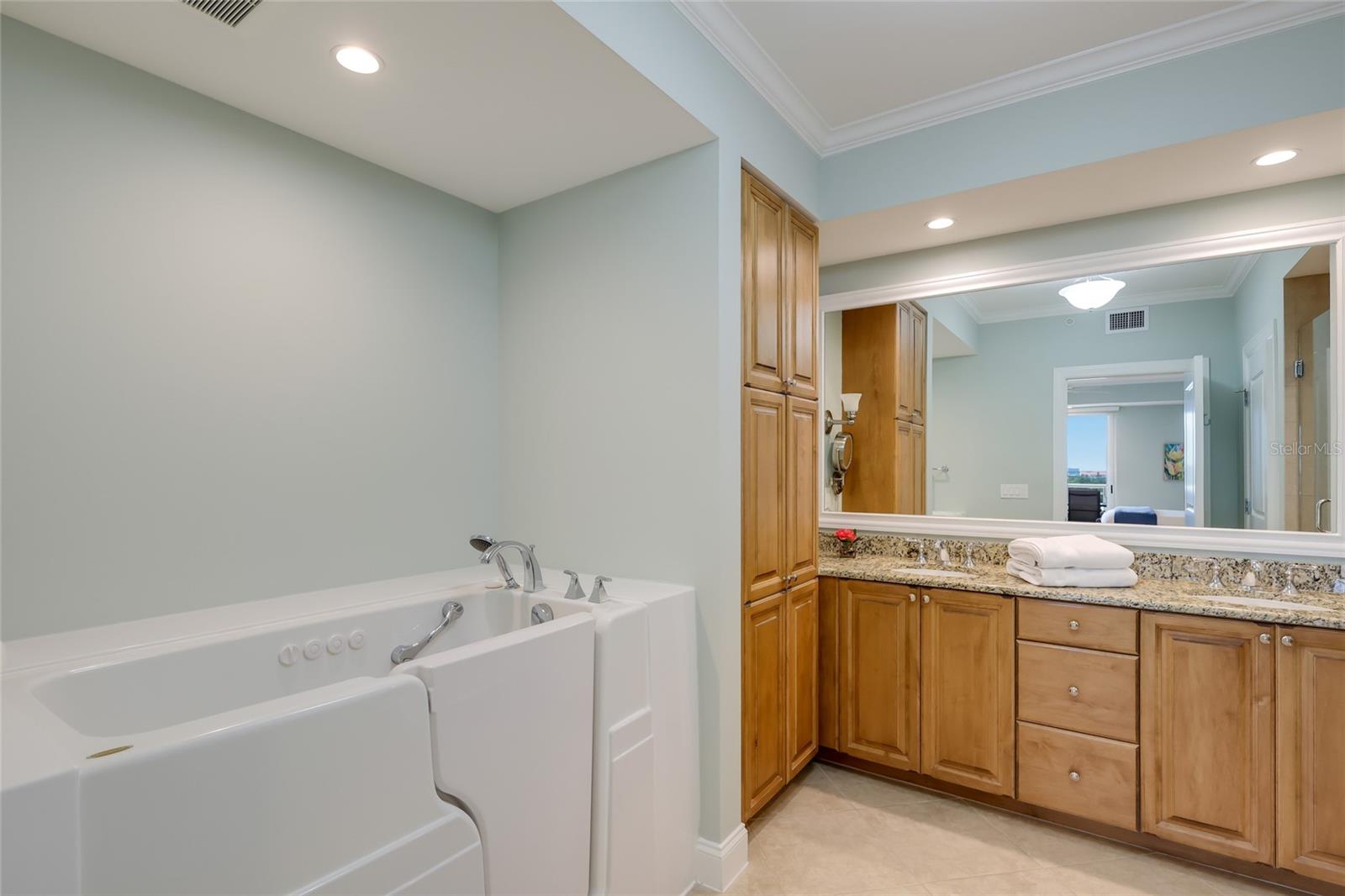 1640 SUMMERHOUSE LN #40 — photo 21
