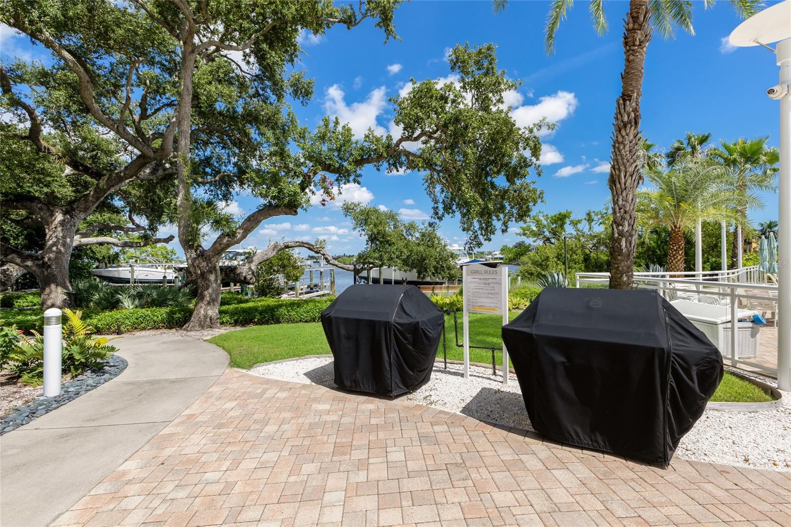 1640 SUMMERHOUSE LN #40 — photo 43