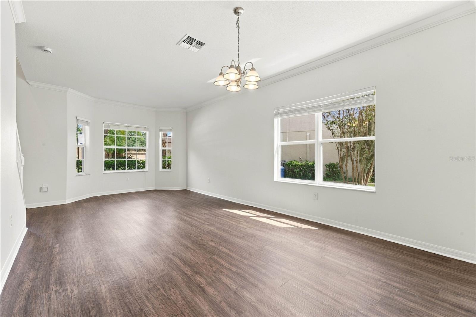3247 CHESSINGTON DR — photo 5